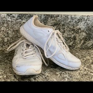 Nfinity rival cheer shoes size 7